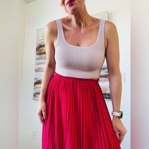 ARITZIA Babaton Sculpt Knit Squareneck Cropped Tank M Lilac